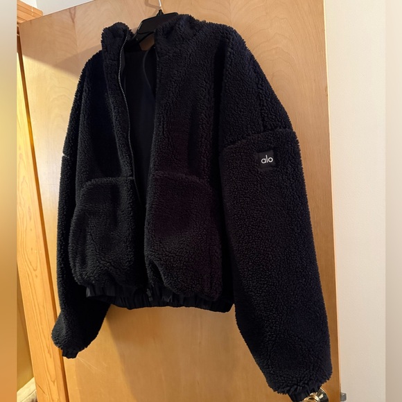 ALO Yoga Jackets & Blazers - Alo Yoga Reversible Coat New Condition